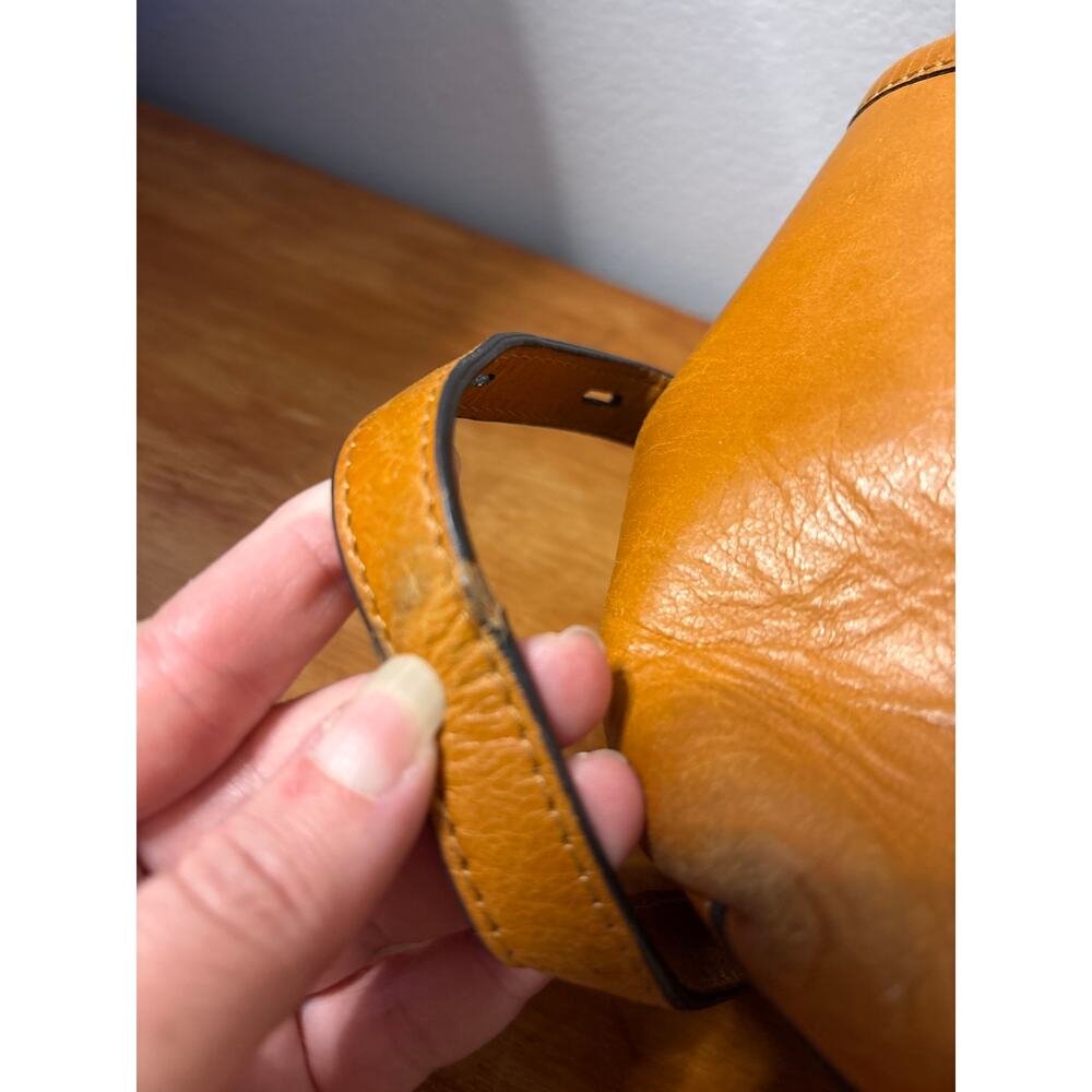 LODIS TAN NATURAL LEATHER Purse Catalina Backpack Medium Size Leather - Picture 7 of 10